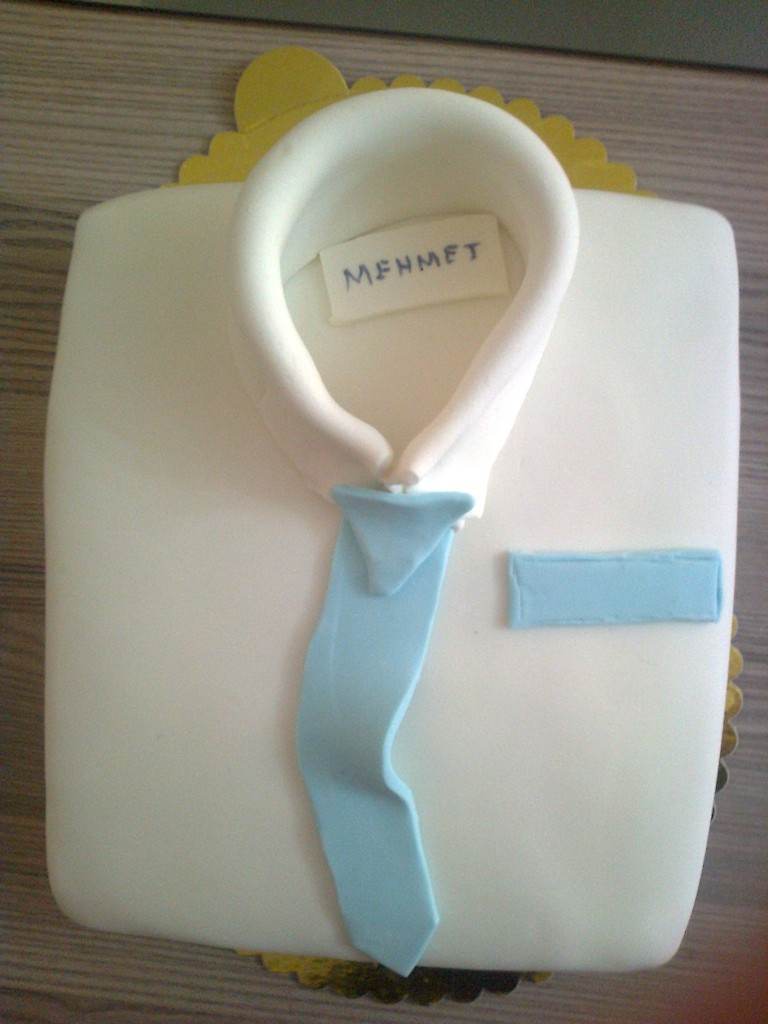 Oğlumun doğum günü pastası